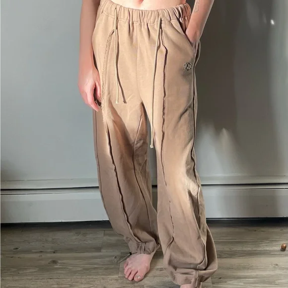 Amazing sweats - Picture 1 of 2